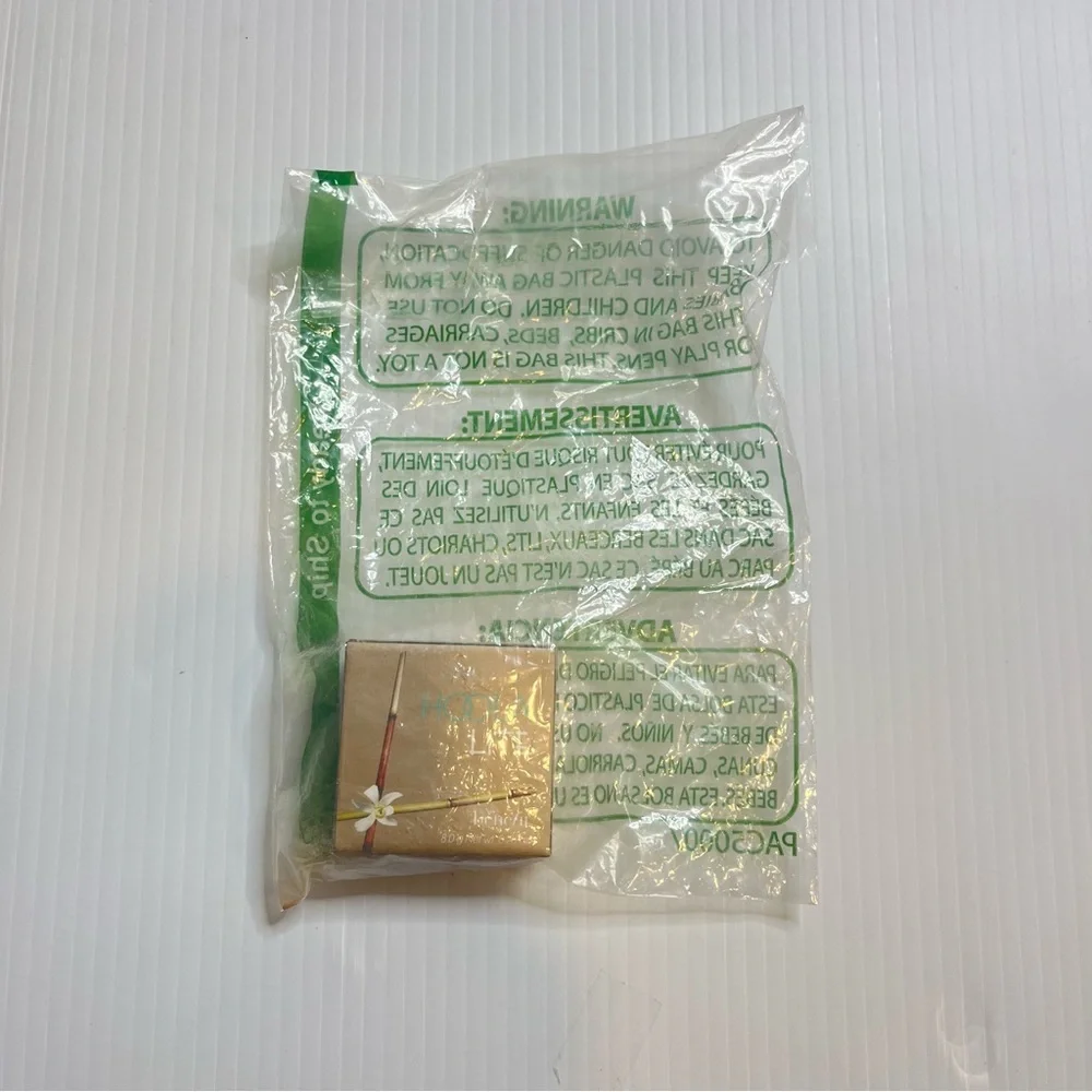 Benefit Hoola Lite Bronzer New in Box